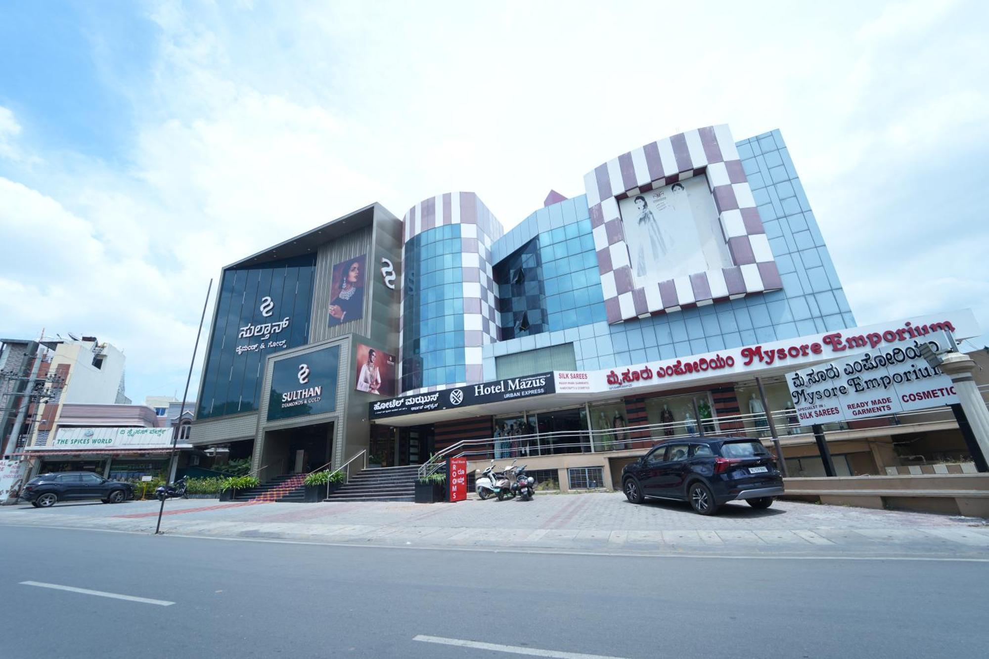 Hotel Mazus Urban Express Mysore Exterior foto